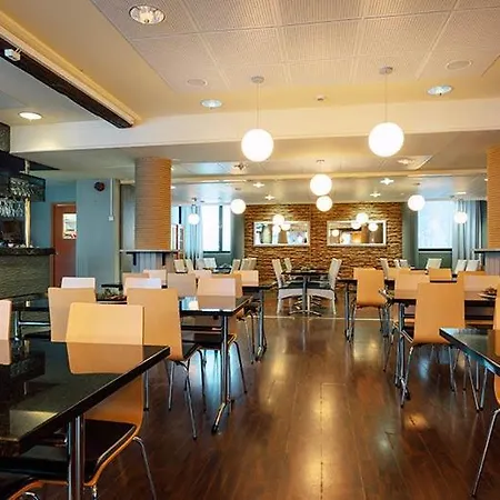 Hotelliravintola Kumpu Hotel